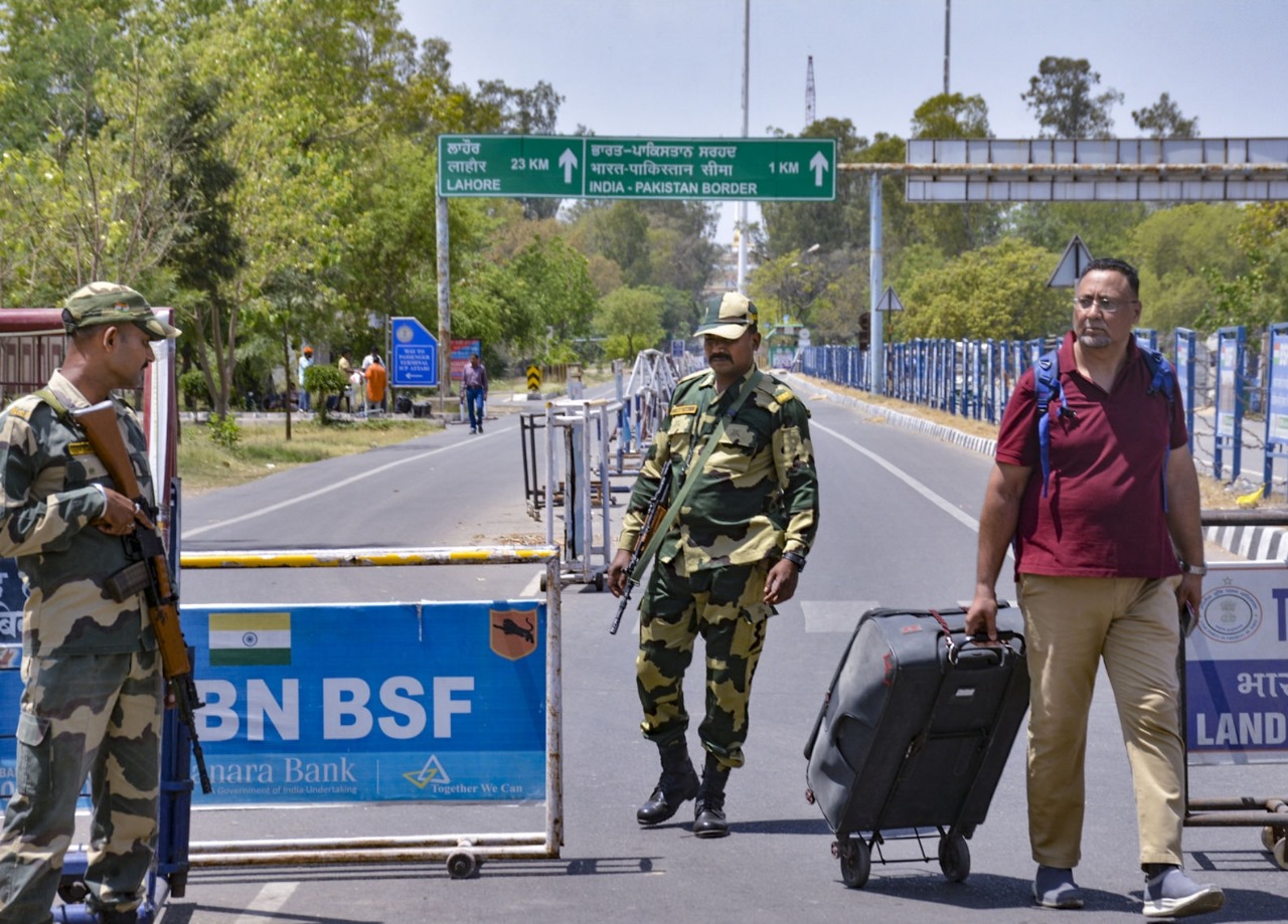 repatriate pakistanis