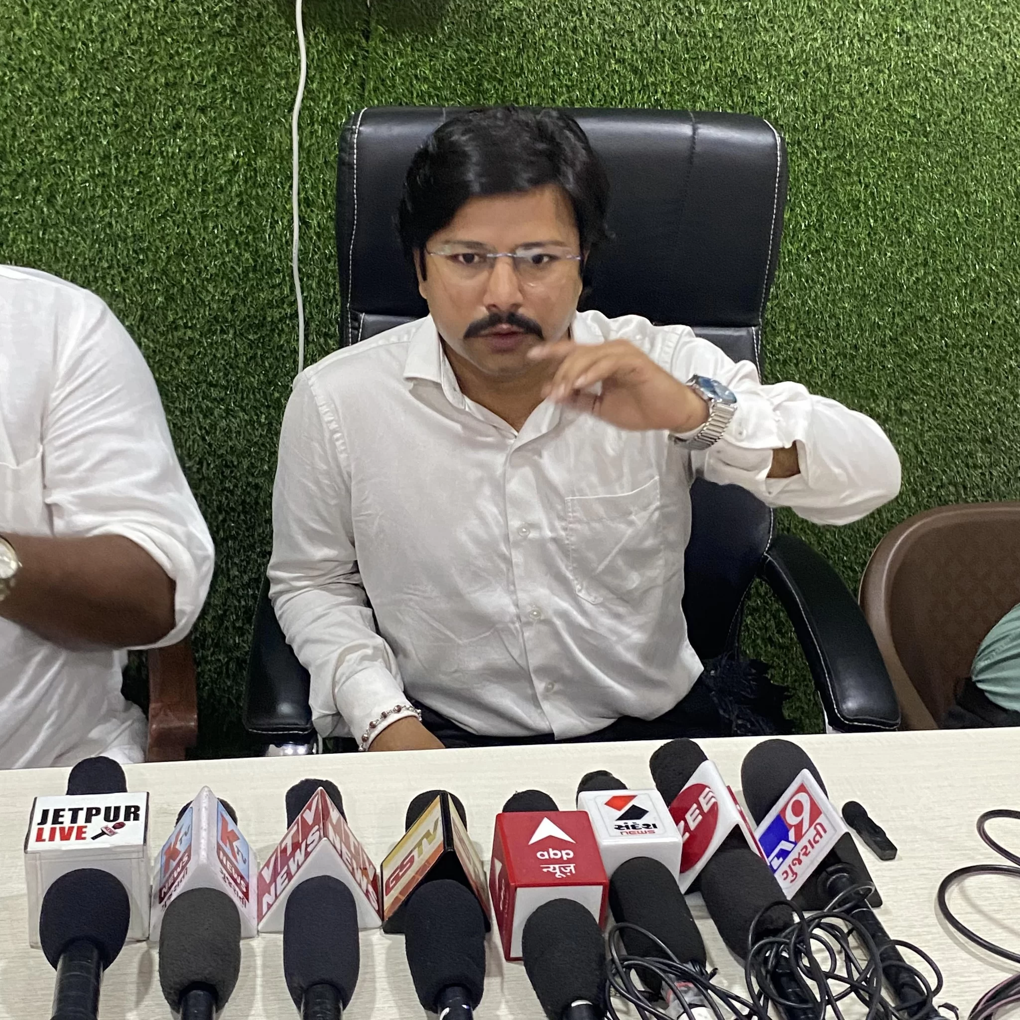 koli thakor community to form its own political party in gujarat