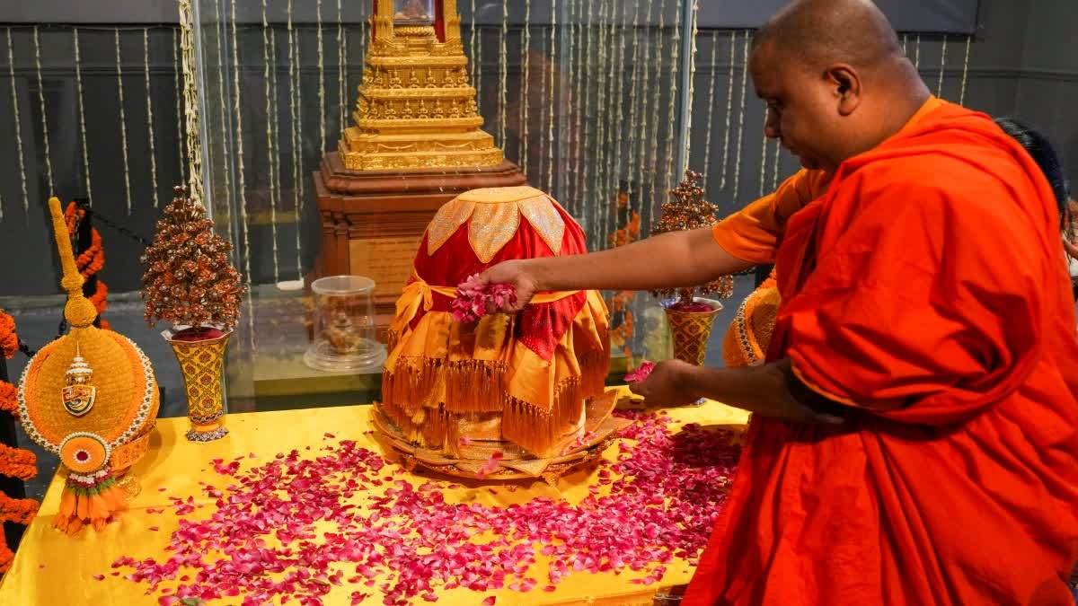 relics of tathagata buddha
