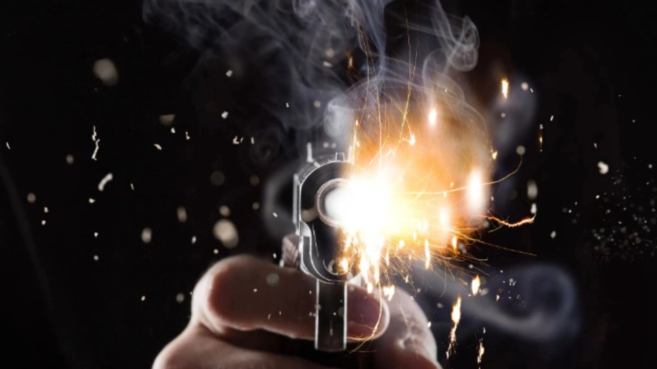 Student shoots teacher