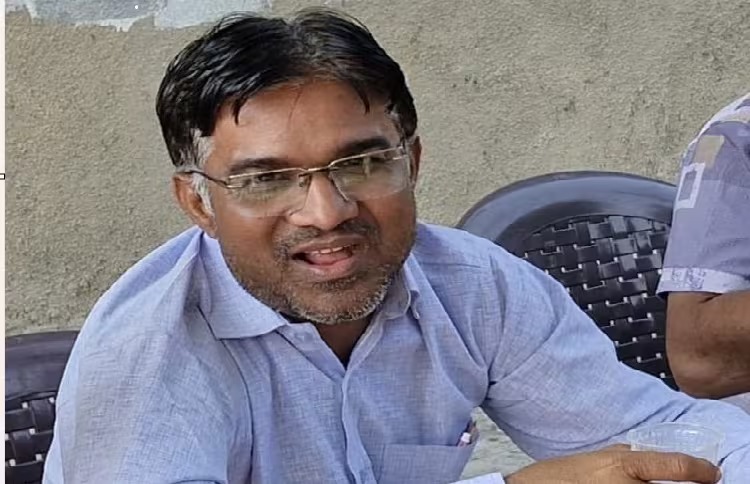 Kodinar Teacher suicide