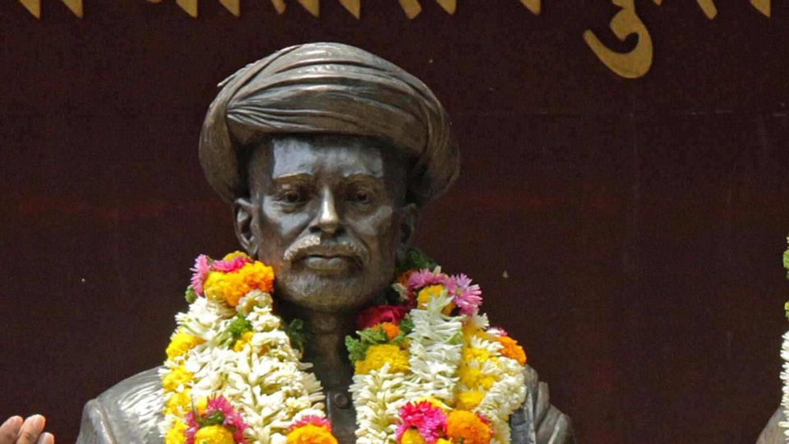 Jyotiba Phules statue attacked