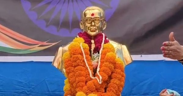 Surat made a statue of Dr Ambedkar from 29 kg of bronze
