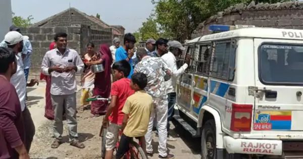 Dalits anger over removal of Dr Ambedkars board in Vadod Jasdan