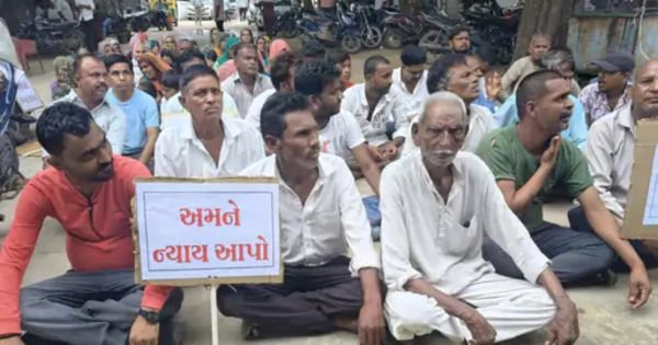Dalits in Mehsanas Vav cannot even go to the crematorium