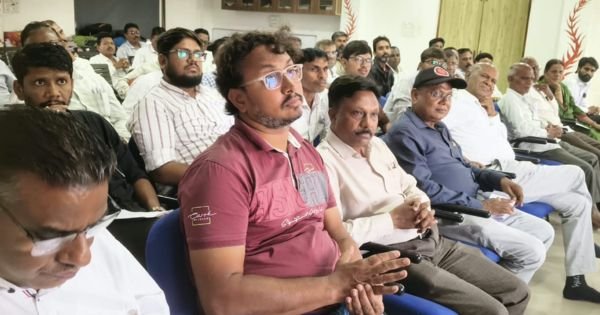 Dahod against the reservation removal movement